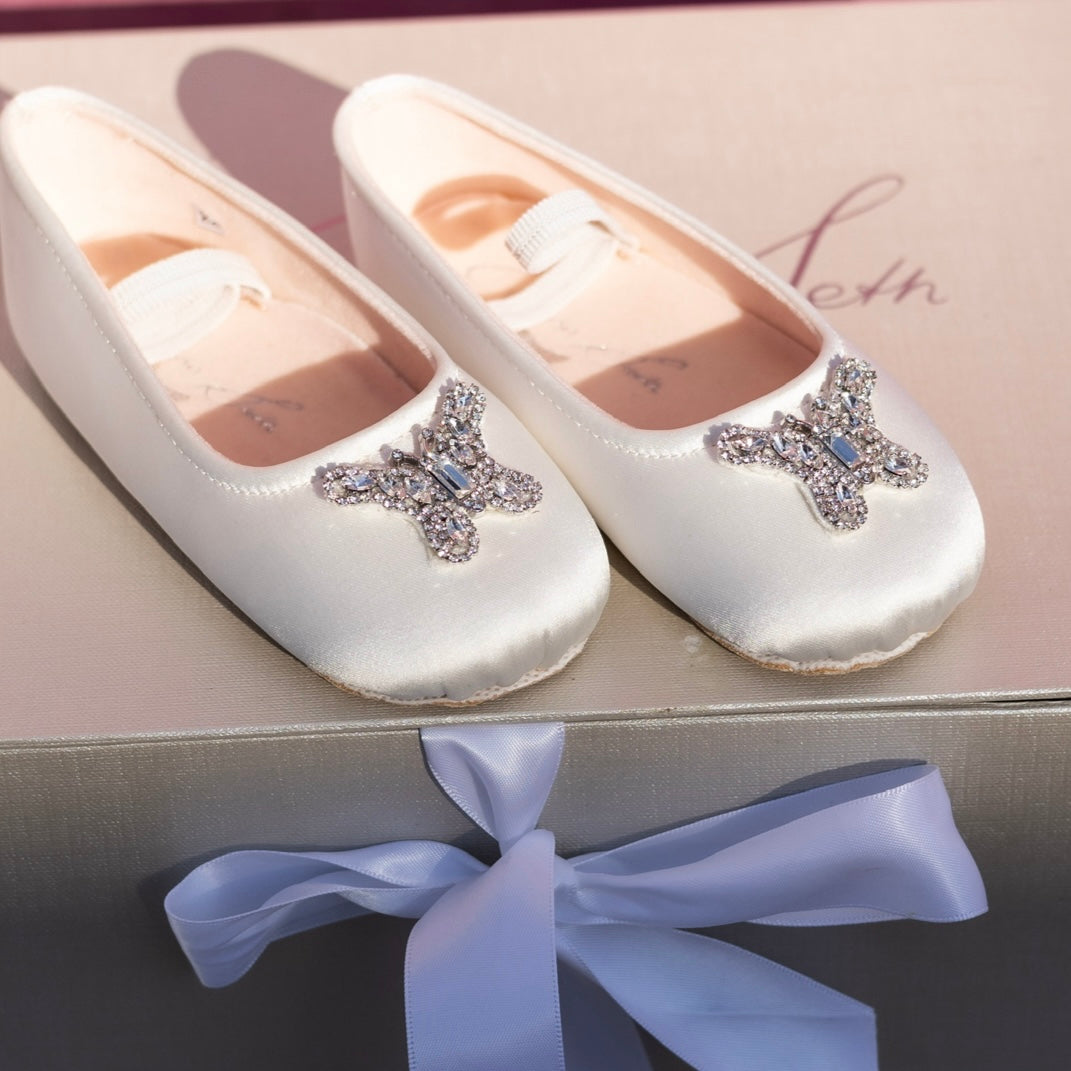 Odette Butterfly Baby Shoes | Ivory Satin