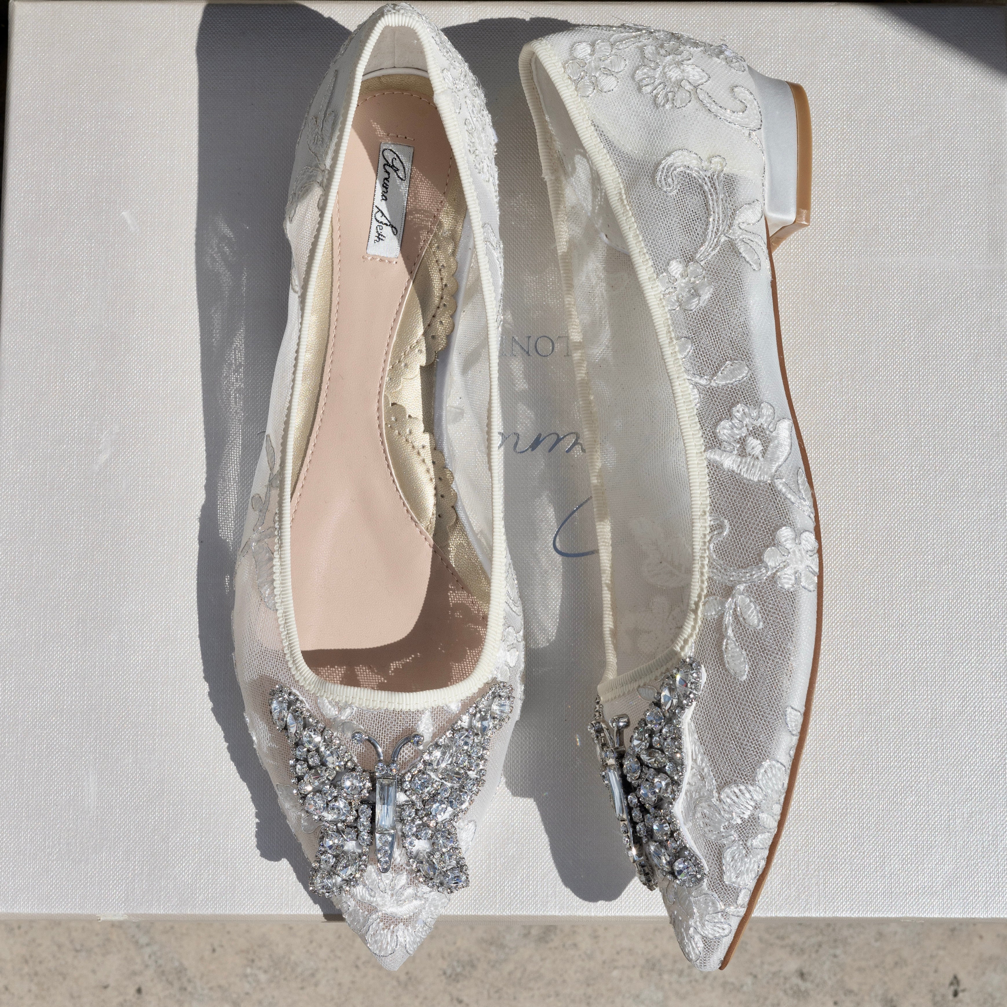 Eliana Ballerina Flat Pointy Ivory Lace