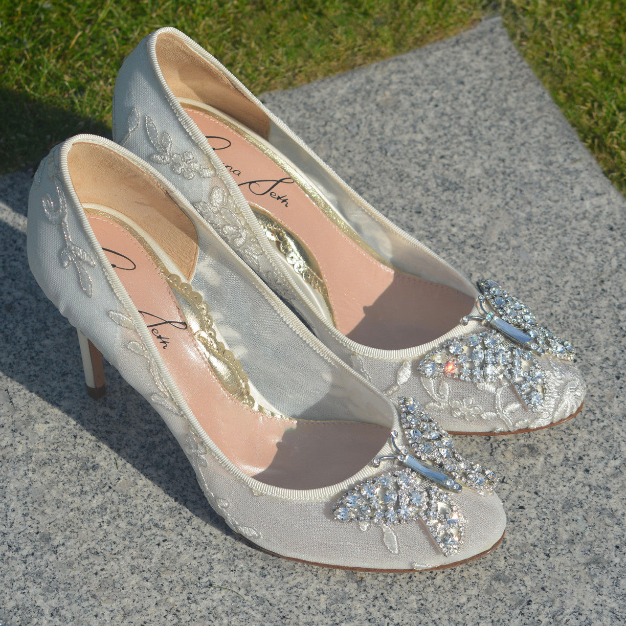 Sophia Round Toe Butterfly Heels Ivory Lace