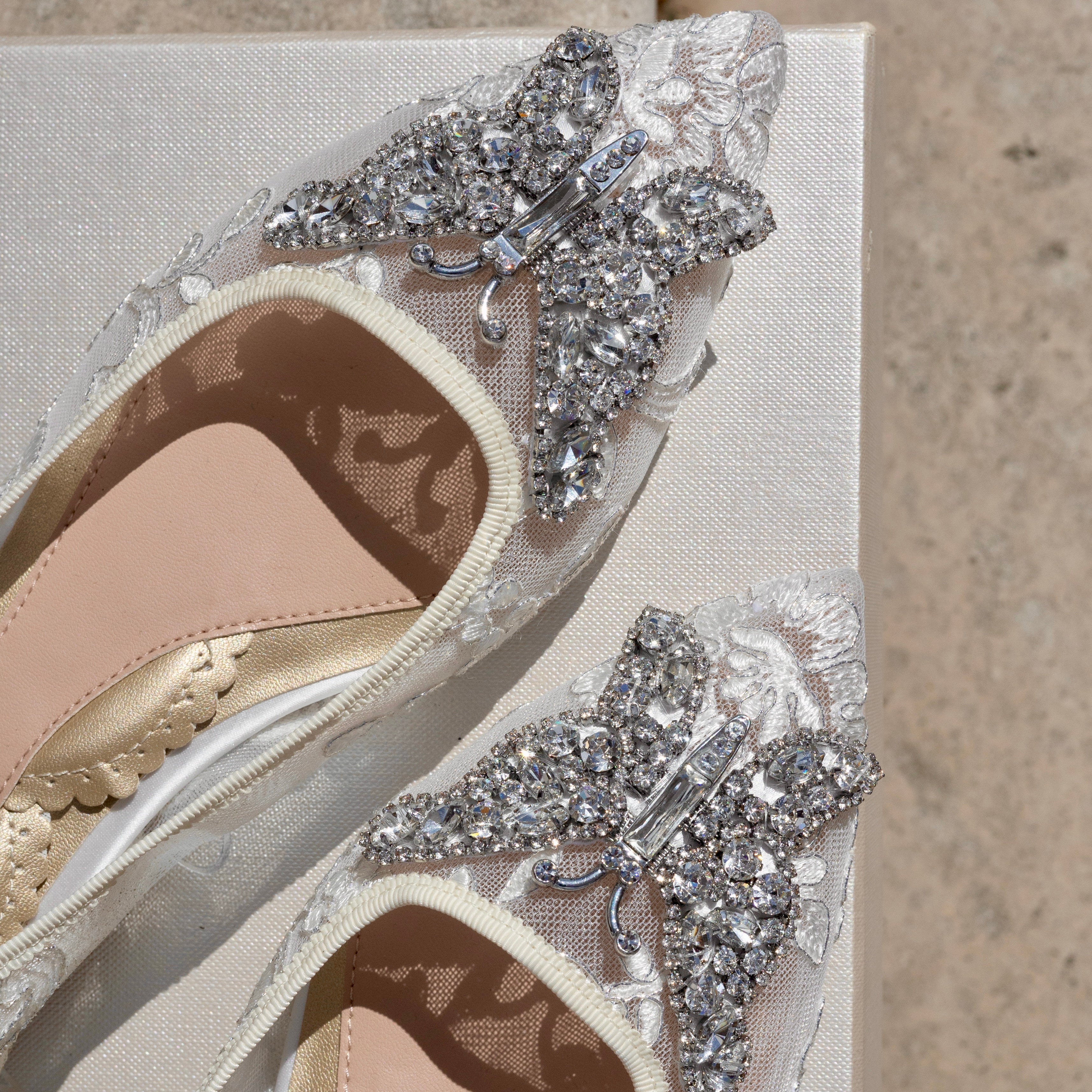 Eliana Ballerina Flat Pointy Ivory Lace