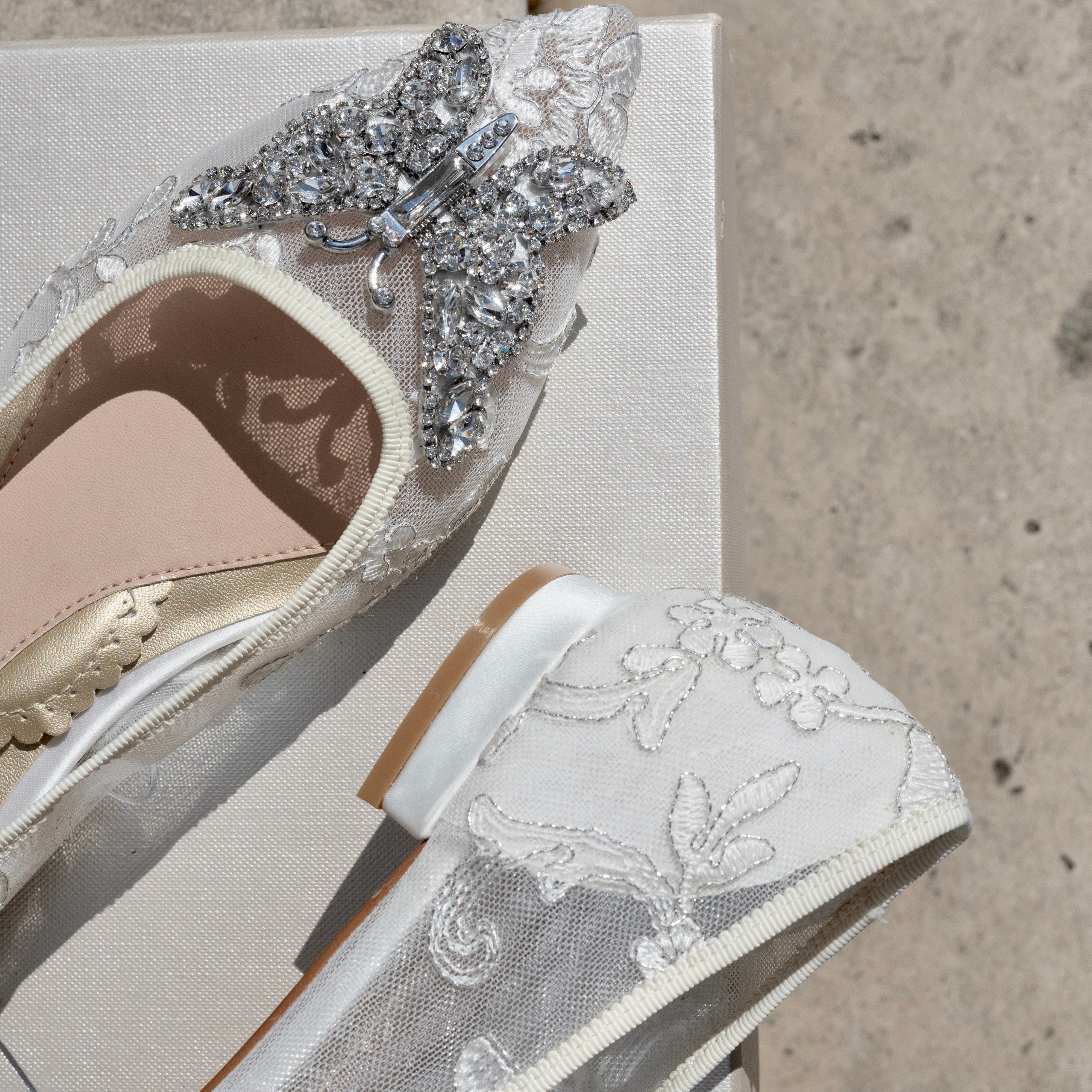 Eliana Ballerina Flat Pointy Ivory Lace