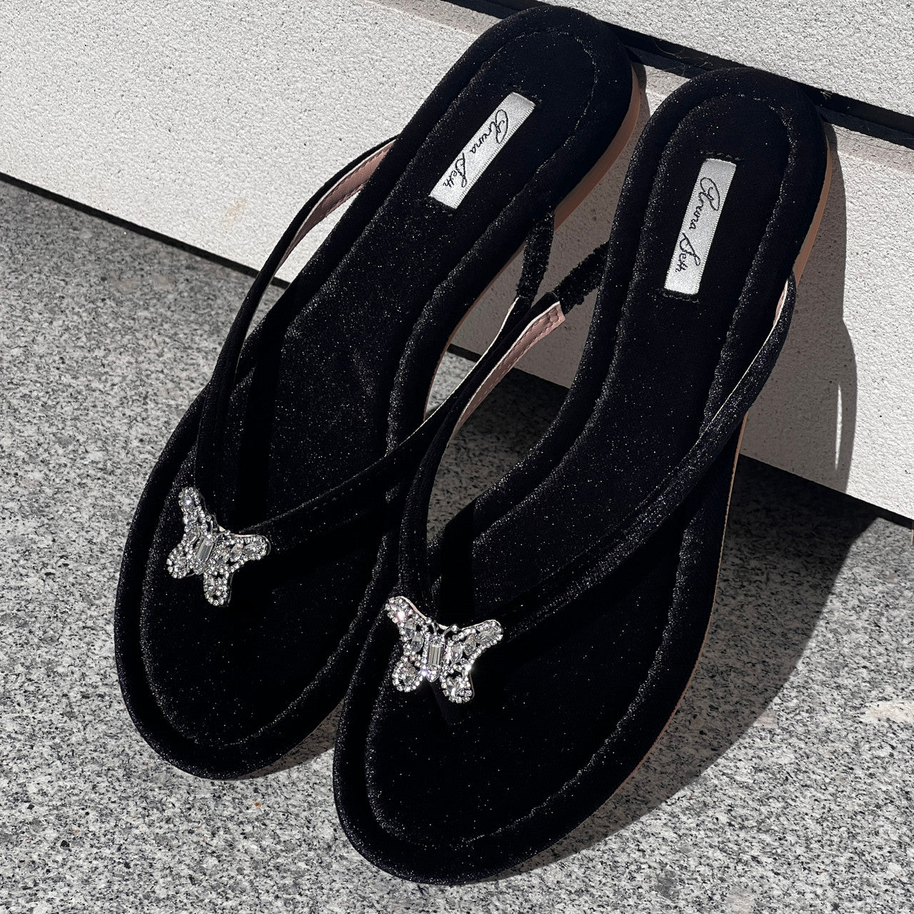 Black velvet flip flops online