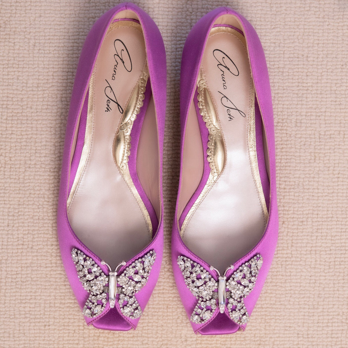 Outlet: Liana Butterfly Open Toe Flats Lilac Orchid Satin