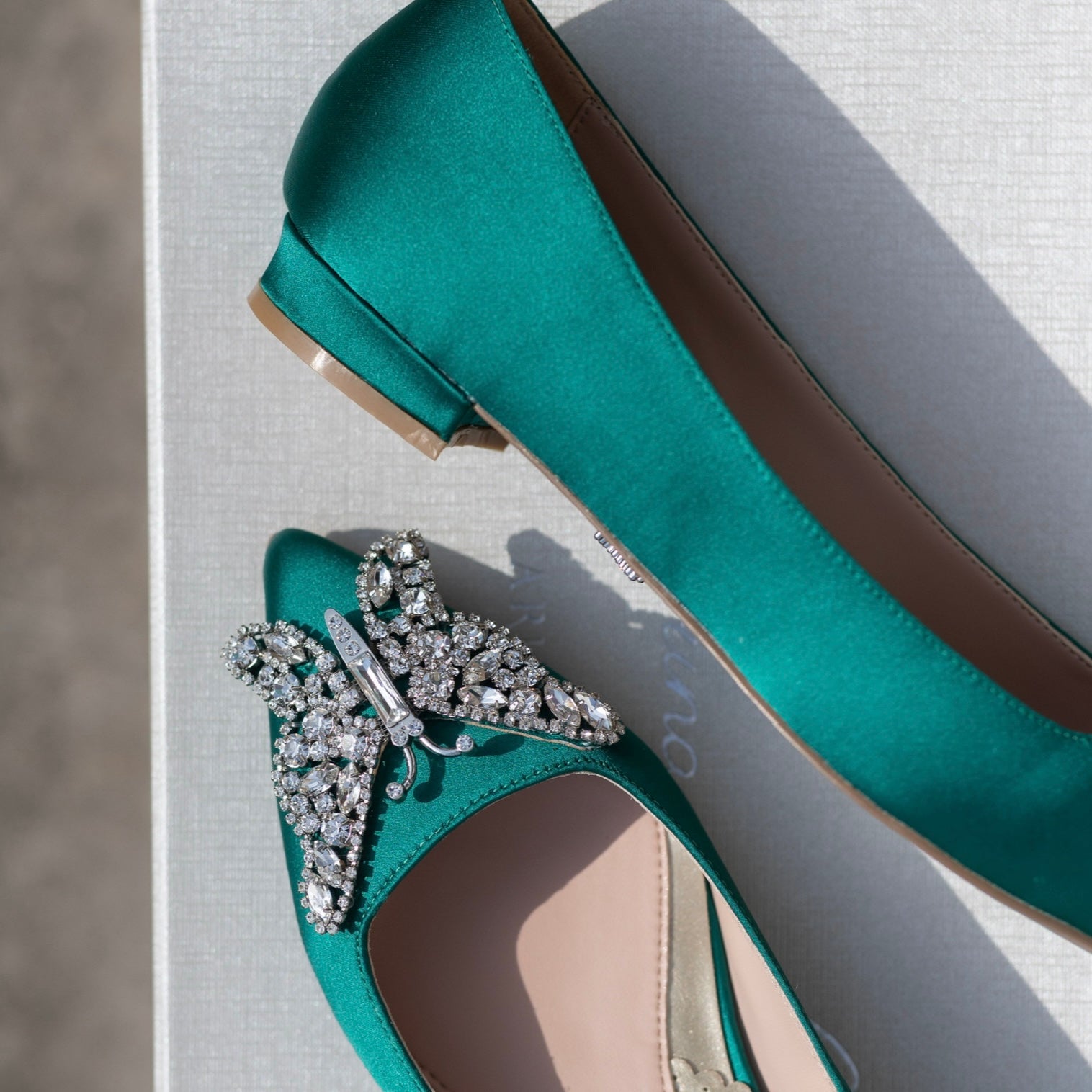 Eliana Butterfly Pointy Flats Green Satin