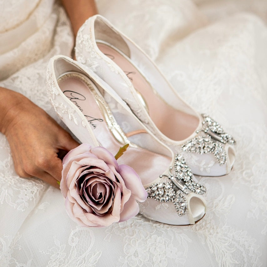 Evi Open Toe Butterfly Heel Ivory Lace